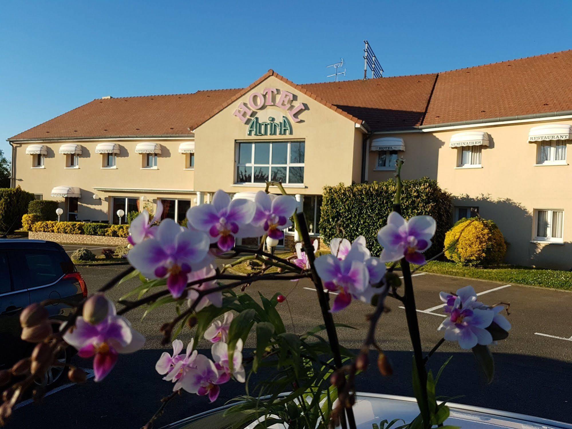 Hotel Altina Pacy-sur-Eure Экстерьер фото